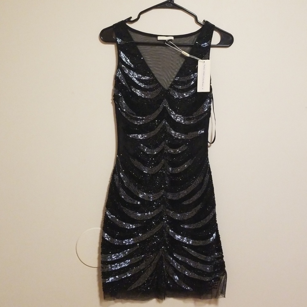 ISSUE NY Sequin Seethrou Black/Silver NWT Dress